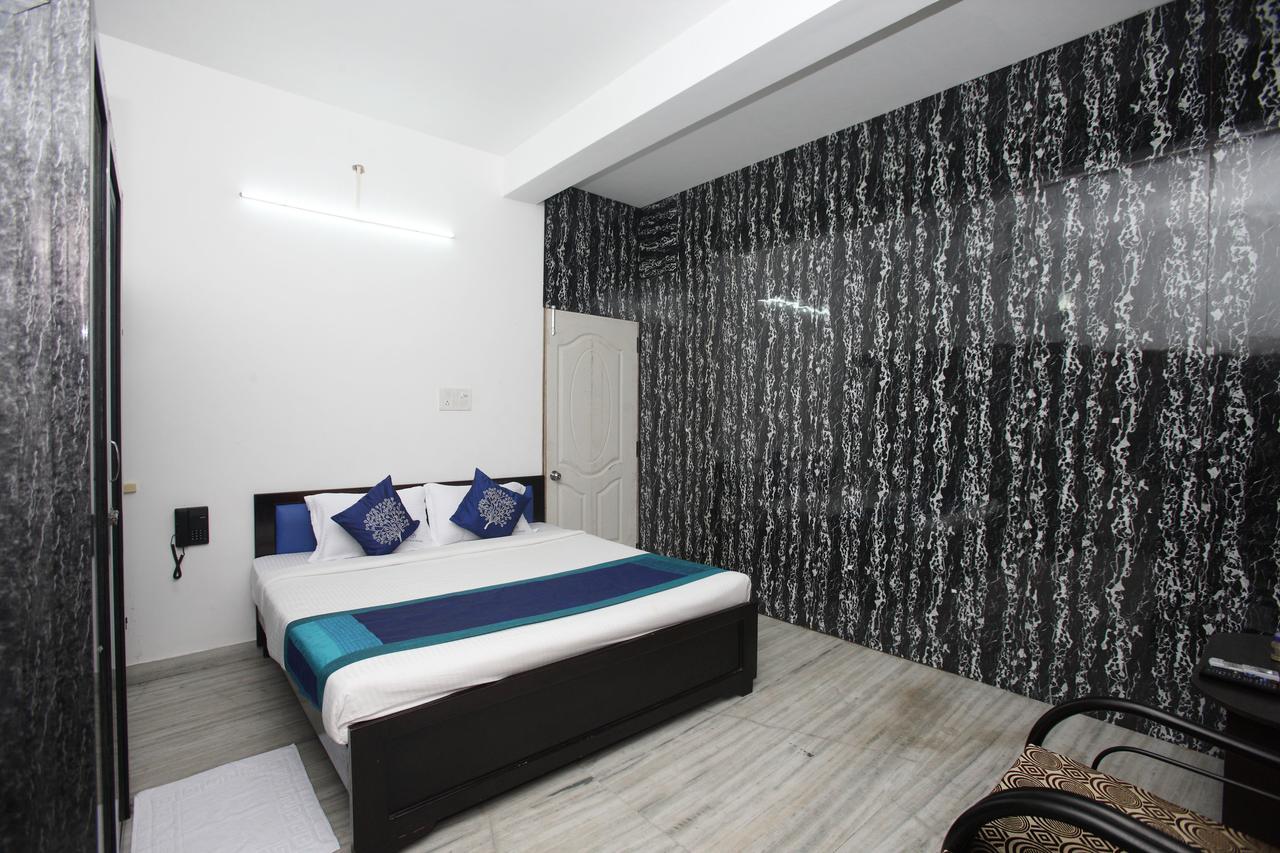 Oyo 935 Hotel Palkhee Mumbai Dış mekan fotoğraf