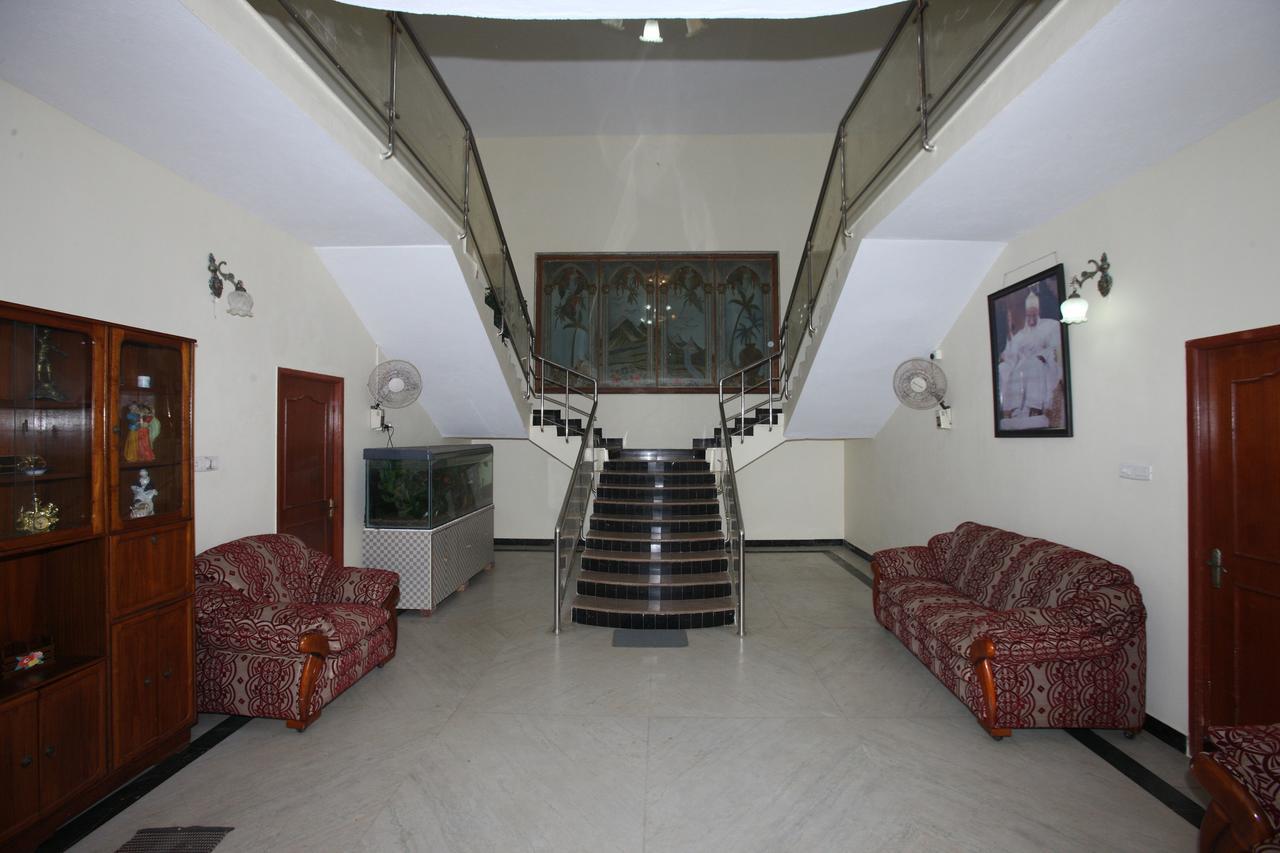 Oyo 935 Hotel Palkhee Mumbai Dış mekan fotoğraf